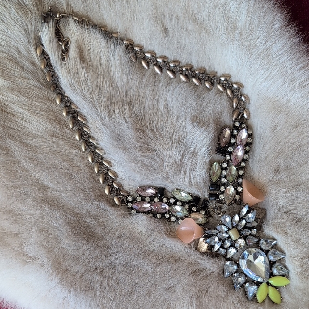 Elegant Multi-Color Statement Necklace